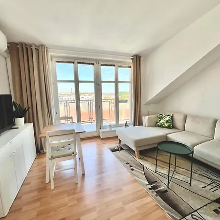 Cozy Studio With Prague Panorama View Exterior photo